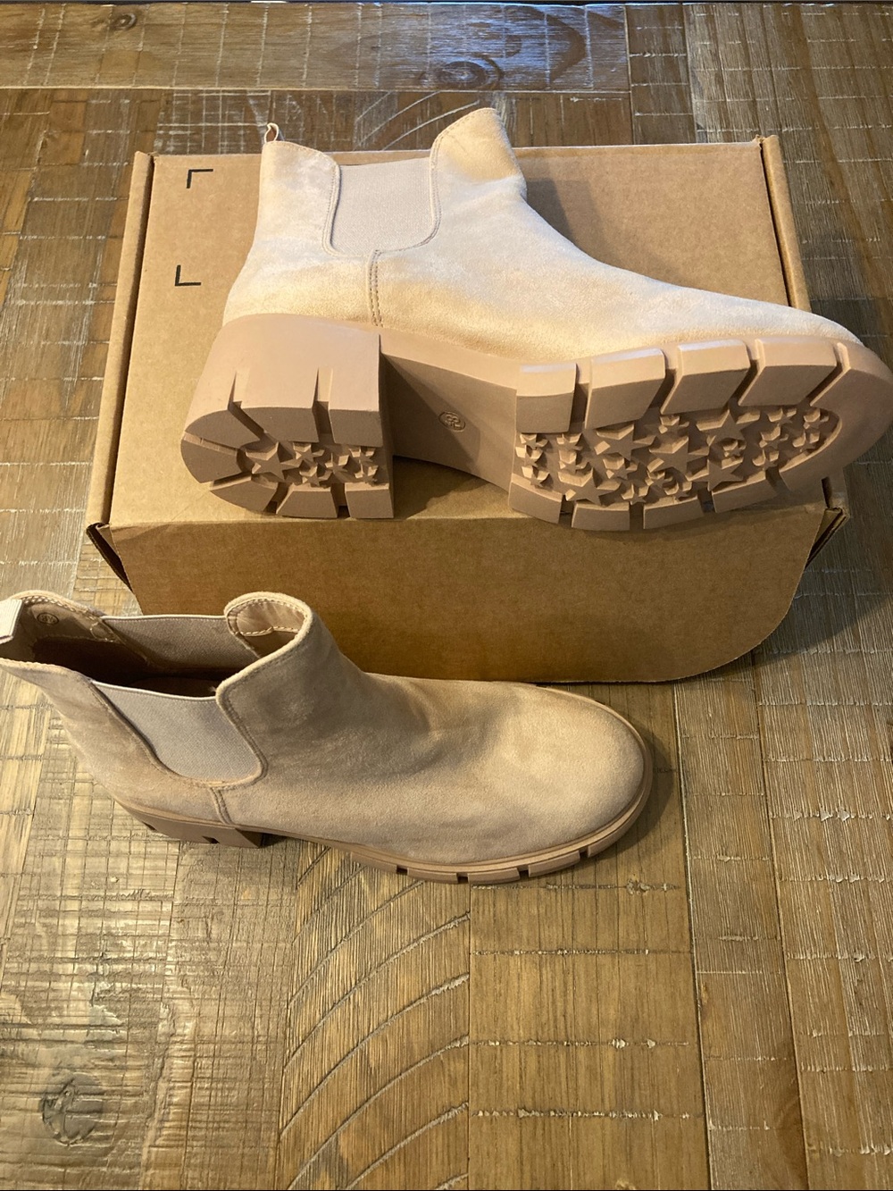 Beige Faux Suede Chelsea Lug Sole slip on ankle boots NIB size 8.5